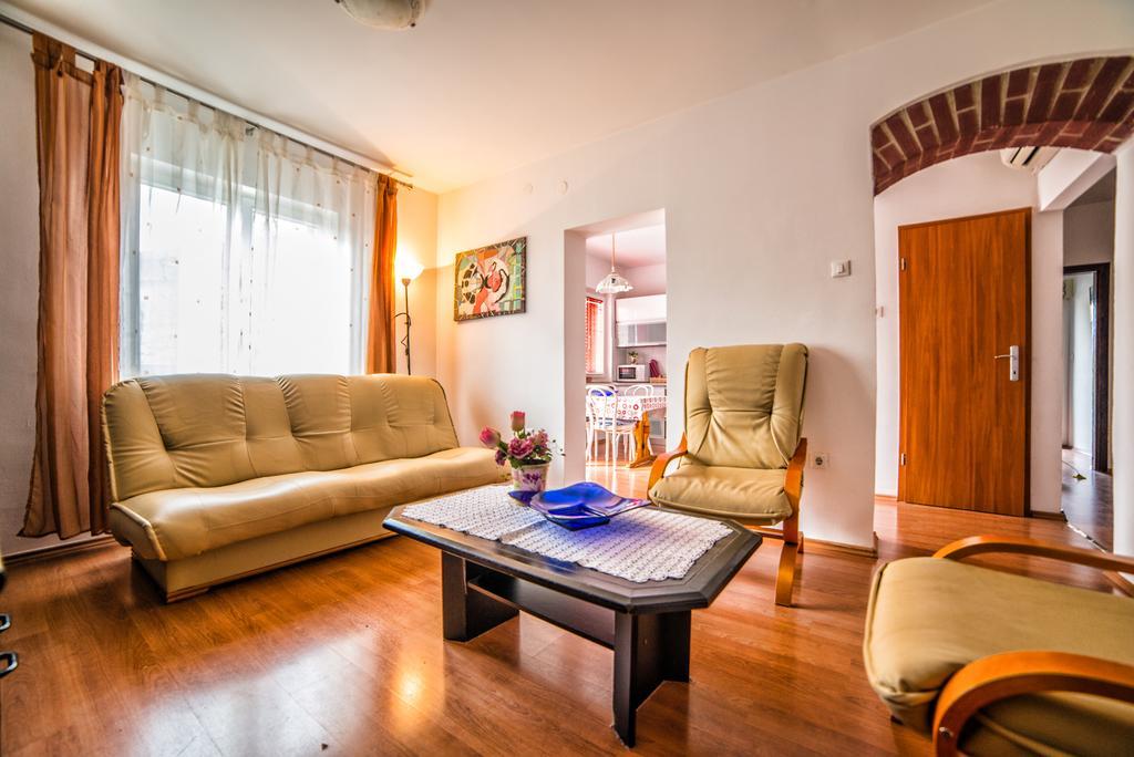 רוביני Apartment Iva מראה חיצוני תמונה